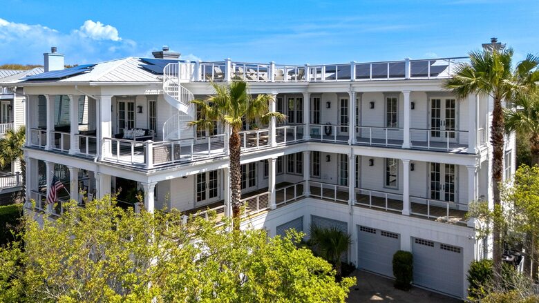 Elegant Isle of Palms Escape with Rooftop Deck - Isle of Palms, South Carolina