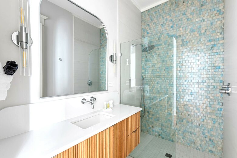 Elegant Isle of Palms Escape with Rooftop Deck - Isle of Palms, South Carolina