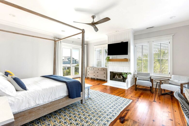 Elegant Isle of Palms Escape with Rooftop Deck - Isle of Palms, South Carolina