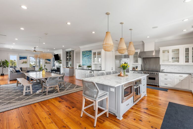 Elegant Isle of Palms Escape with Rooftop Deck - Isle of Palms, South Carolina