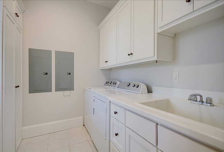 Elegant Isle of Palms Escape with Rooftop Deck - Isle of Palms, South Carolina