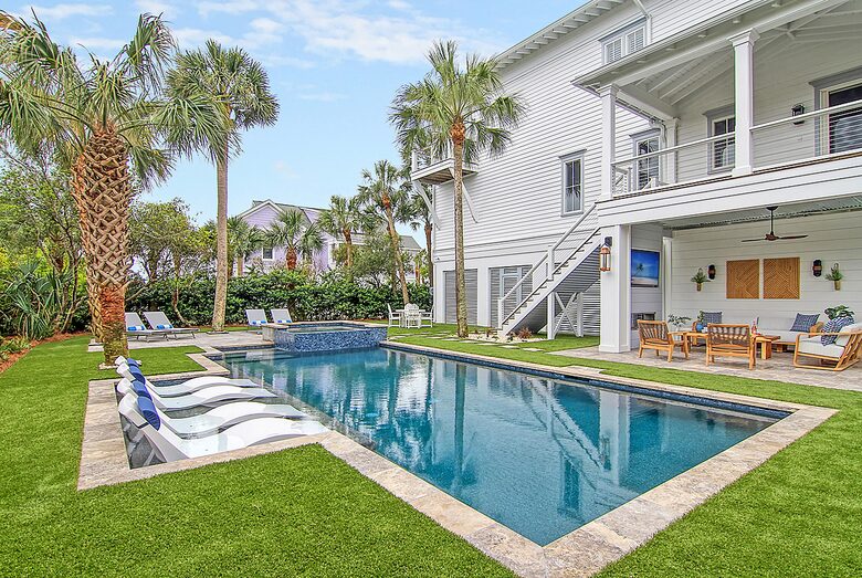 Elegant Isle of Palms Escape with Rooftop Deck - Isle of Palms, South Carolina