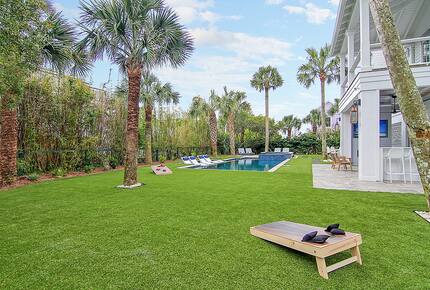 Elegant Isle of Palms Escape with Rooftop Deck - Isle of Palms, South Carolina