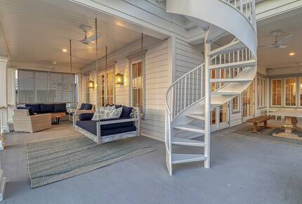 Elegant Isle of Palms Escape with Rooftop Deck - Isle of Palms, South Carolina