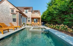Cliffside Luxury with Pool & Hot Tub - Nantucket, Massachusetts