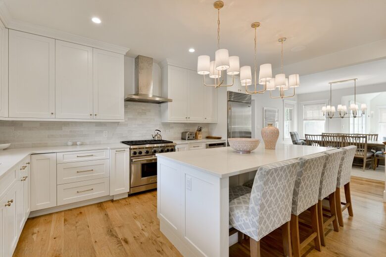 Cliffside Luxury with Pool & Hot Tub - Nantucket, Massachusetts