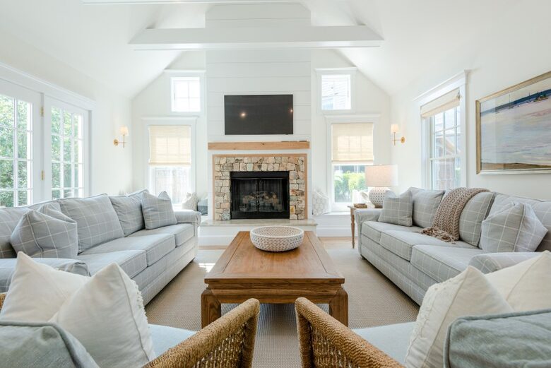 Cliffside Luxury with Pool & Hot Tub - Nantucket, Massachusetts