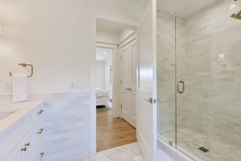 Cliffside Luxury with Pool & Hot Tub - Nantucket, Massachusetts