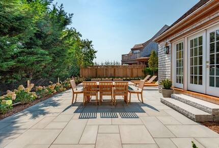 Cliffside Luxury with Pool & Hot Tub - Nantucket, Massachusetts