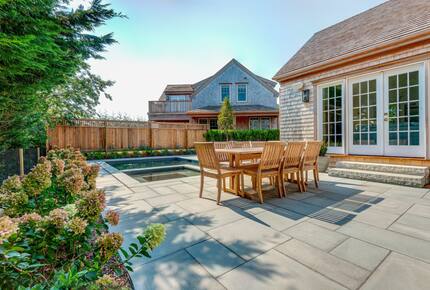 Cliffside Luxury with Pool & Hot Tub - Nantucket, Massachusetts