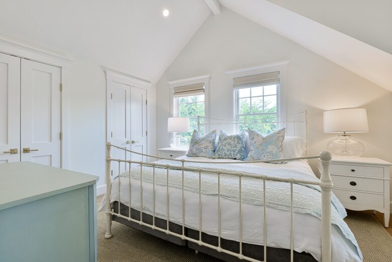 Cliffside Luxury with Pool & Hot Tub - Nantucket, Massachusetts