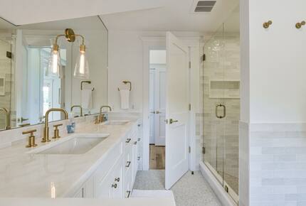 Cliffside Luxury with Pool & Hot Tub - Nantucket, Massachusetts