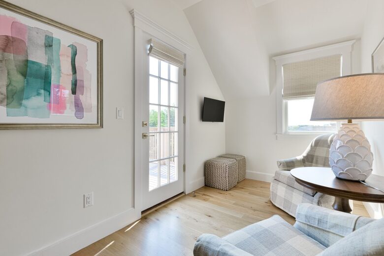 Cliffside Luxury with Pool & Hot Tub - Nantucket, Massachusetts