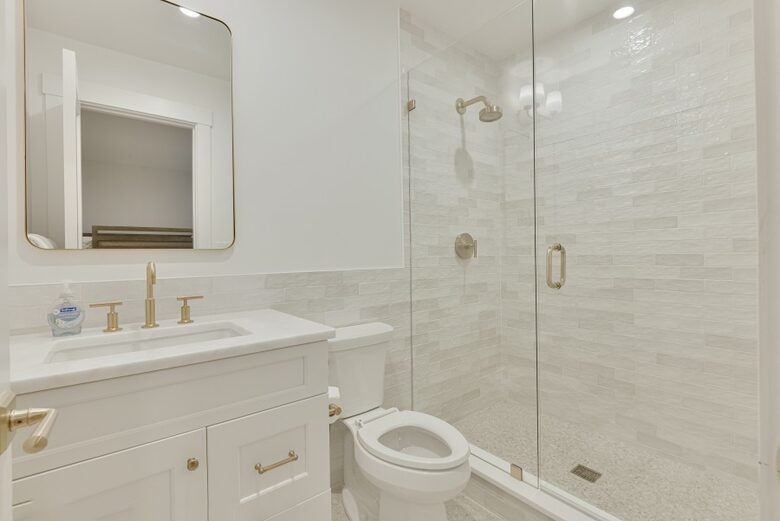 Cliffside Luxury with Pool & Hot Tub - Nantucket, Massachusetts