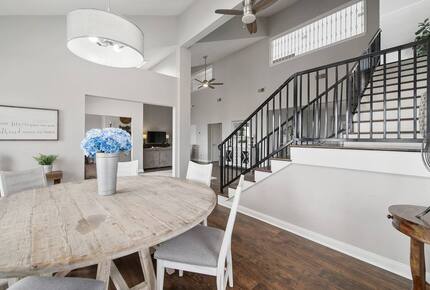 Spacious Galveston Beach House with Ocean Views - Galveston, Texas