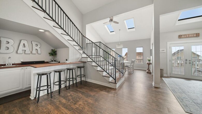 Spacious Galveston Beach House with Ocean Views - Galveston, Texas