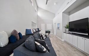 Spacious Galveston Beach House with Ocean Views - Galveston, Texas