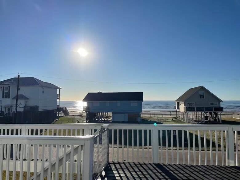 Spacious Galveston Beach House with Ocean Views - Galveston, Texas