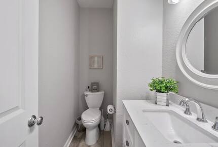 Spacious Galveston Beach House with Ocean Views - Galveston, Texas