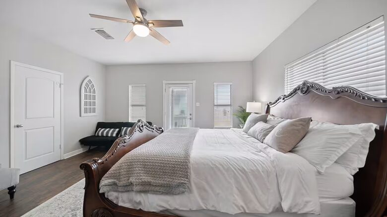 Spacious Galveston Beach House with Ocean Views - Galveston, Texas