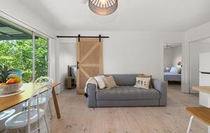 Elegant Coastal Retreat in Byron Bay - Byron Bay, Australia