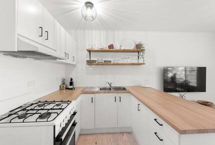 Elegant Coastal Retreat in Byron Bay - Byron Bay, Australia