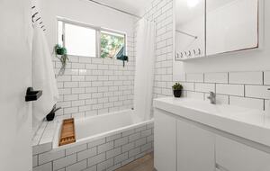 Elegant Coastal Retreat in Byron Bay - Byron Bay, Australia