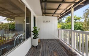 Elegant Coastal Retreat in Byron Bay - Byron Bay, Australia