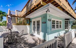 Steps from the Sand | Relaxed Island Escape - Holmes Beach, Florida
