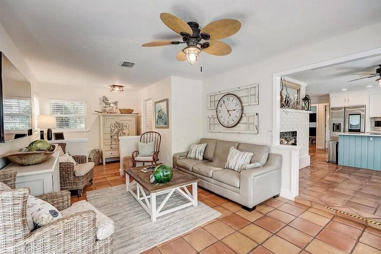 Steps from the Sand | Relaxed Island Escape - Holmes Beach, Florida