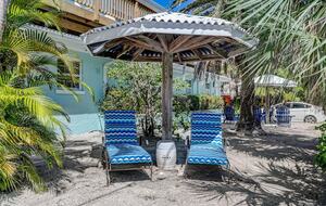 Steps from the Sand | Relaxed Island Escape - Holmes Beach, Florida