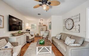 Steps from the Sand | Relaxed Island Escape - Holmes Beach, Florida