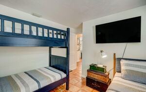 Steps from the Sand | Relaxed Island Escape - Holmes Beach, Florida