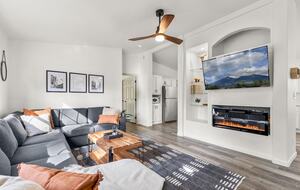 Kachina Village Retreat with Trail Access - Flagstaff, Arizona