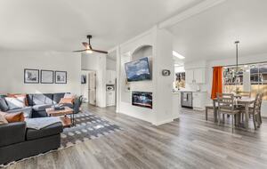 Kachina Village Retreat with Trail Access - Flagstaff, Arizona