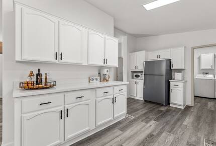 Kachina Village Retreat with Trail Access - Flagstaff, Arizona