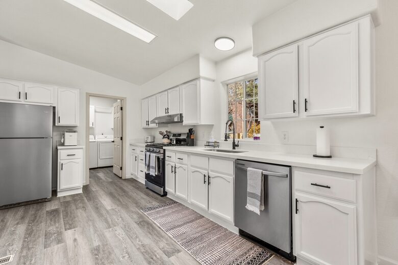 Kachina Village Retreat with Trail Access - Flagstaff, Arizona