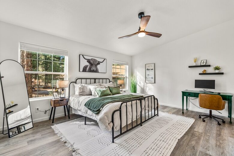 Kachina Village Retreat with Trail Access - Flagstaff, Arizona