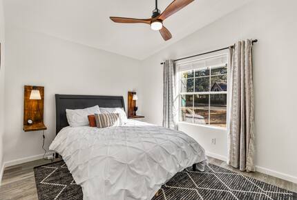 Kachina Village Retreat with Trail Access - Flagstaff, Arizona