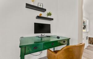 Kachina Village Retreat with Trail Access - Flagstaff, Arizona