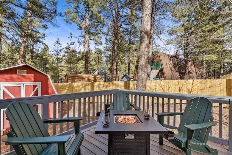 Kachina Village Retreat with Trail Access - Flagstaff, Arizona