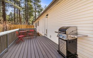 Kachina Village Retreat with Trail Access - Flagstaff, Arizona