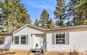 Kachina Village Retreat with Trail Access - Flagstaff, Arizona