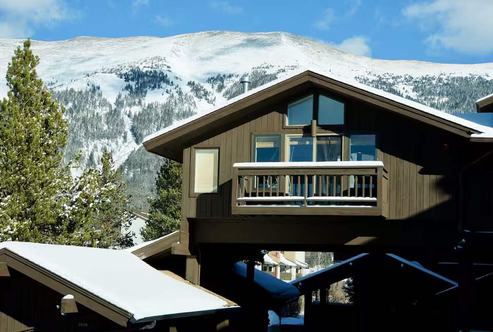 Ski-In/Ski-Out Escape at Copper Mountain - Frisco, Colorado