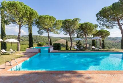 Elegant Three-Bedroom Countryside Escape at Tenuta Pratale - Barberino Tavarnelle, Italy