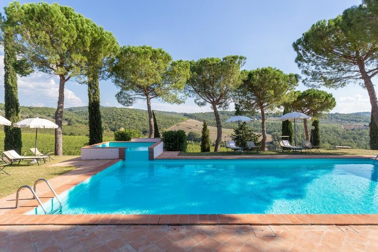Elegant Three-Bedroom Countryside Escape at Tenuta Pratale - Barberino Tavarnelle, Italy