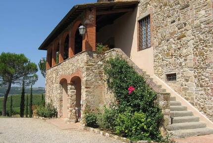 Elegant Three-Bedroom Countryside Escape at Tenuta Pratale - Barberino Tavarnelle, Italy