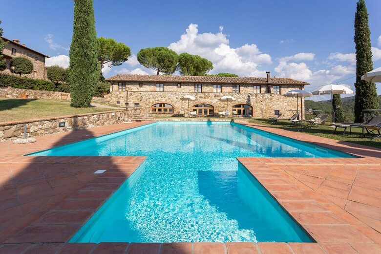 Elegant Three-Bedroom Countryside Escape at Tenuta Pratale - Barberino Tavarnelle, Italy
