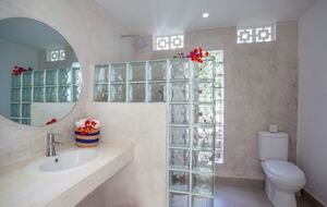 Ras Kikadini Beach House - Tiwi, Diani Beach, Kenya