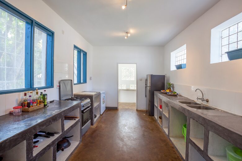 Large equipped kitchen and laundry